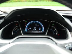 2016款 220TURBO 自动尊耀版