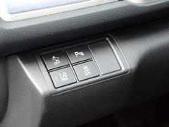 2016款 220TURBO 自动尊耀版