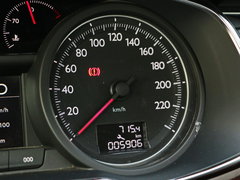 2016款 1.8T 旗舰型