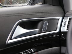 2016款 2.0T 自动尊享型
