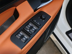 2016款 1.8T 尊雅型
