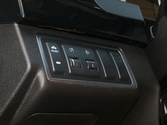 2016款 1.8T 尊雅型