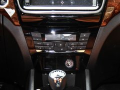 2016款 1.5T 手动乐动尊享型
