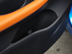 2016款 1.5T 手动耀尊版