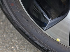 2016款 1.5T 手动耀尊版