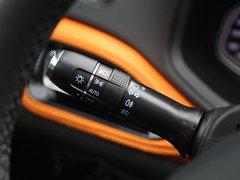2016款 2.0L CVT耀臻版