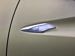 2016款 2.0L CVT耀臻版