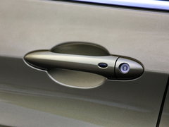 2016款 2.0L CVT耀臻版