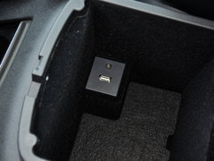 2016款 2.3T 手动尊贵版