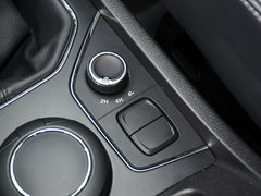 2016款 2.3T 手动尊贵版