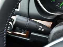 2016款 2.3T 手动尊贵版