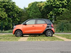 2016款 0.9T 先锋版