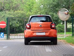 2016款 0.9T 先锋版