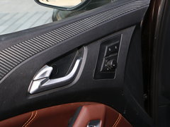 2016款 2.0T 四驱自动汽油豪华版5座