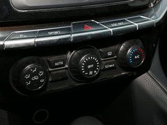 2016款 2.0T 四驱自动汽油豪华版5座