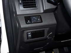 2016款 F600L 1.5T 豪华型