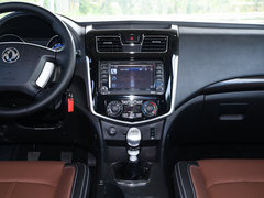 2016款 F600L 1.5T 豪华型