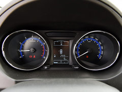 2016款 F600L 1.5T 豪华型