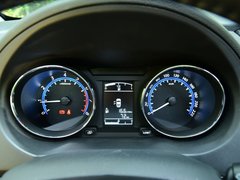 2016款 F600 1.5T 尊享型