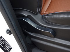 2016款 F600 1.5T 豪华型