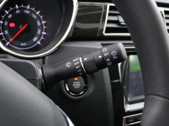 2016款 1.5L 手动精英型