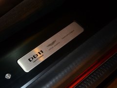2016款 DB11 5.2T 基本型