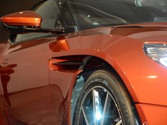 2016款 DB11 5.2T 基本型