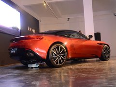 2016款 DB11 5.2T 基本型