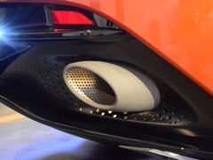 2016款 DB11 5.2T 基本型