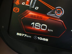 2016款 2.0T 自动两驱豪华型