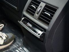2016款 2.0T 自動兩驅精英型