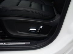 2016款 2.0T 自動兩驅精英型