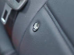 2016款 2.0T 自動兩驅精英型