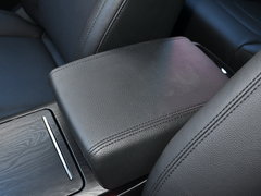 2016款 28T 两驱精英版 5座