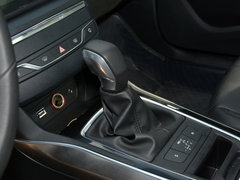2016款 1.6T 自动豪华版