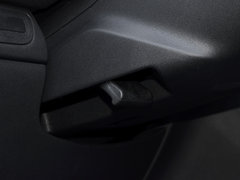 2016款 1.6T 自动豪华版