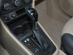 2016款 1.5L CVT豪华导航版