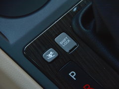 2016款 1.5L CVT豪华导航版