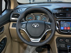 2016款 1.5L CVT豪华导航版