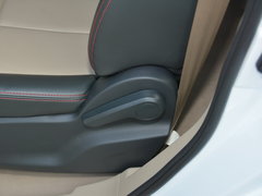 2016款 1.5L CVT豪华导航版
