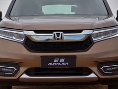 2017款 370TURBO 四驱尊贵版