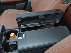 2017款 370TURBO 四驱尊贵版