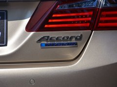 2016款 混动 2.0L 锐尊版