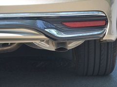 2016款 混动 2.0L 锐尊版