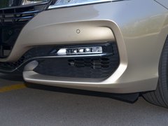 2016款 混动 2.0L 锐尊版