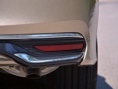 2016款 混动 2.0L 锐尊版
