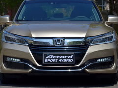 2016款 混动 2.0L 锐尊版