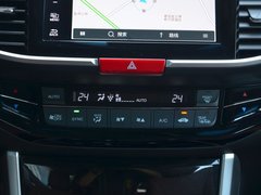 2016款 混动 2.0L 锐尊版