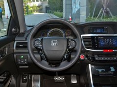 2016款 混动 2.0L 锐尊版