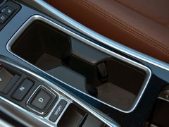 2016款 混动 2.0L 锐尊版